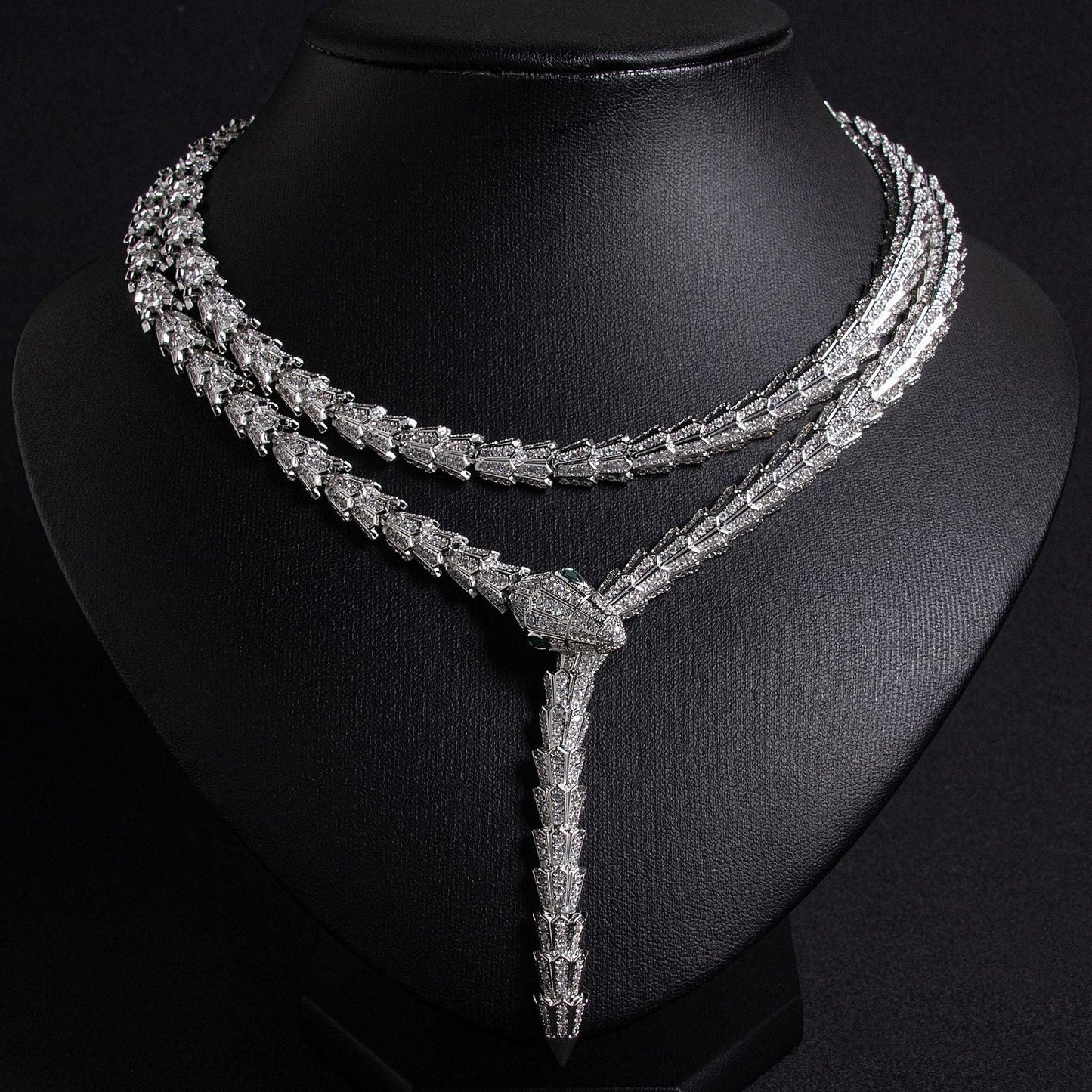 Diamond necklace on a black mannequin bust