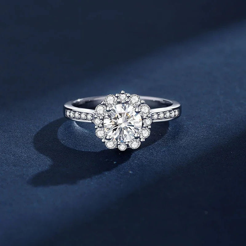 Light luxury S925 sterling silver moissanite sunflower ring