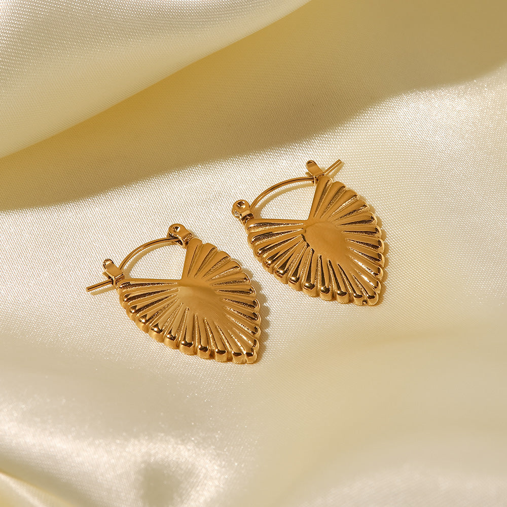 18K Gold Plated Geometric Heart Earrings