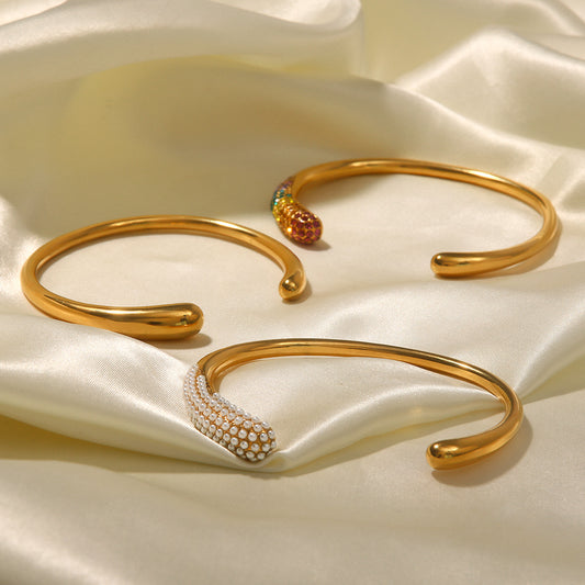 18K Noble and Atmospheric Diamond Opening Design Versatile Bracelet