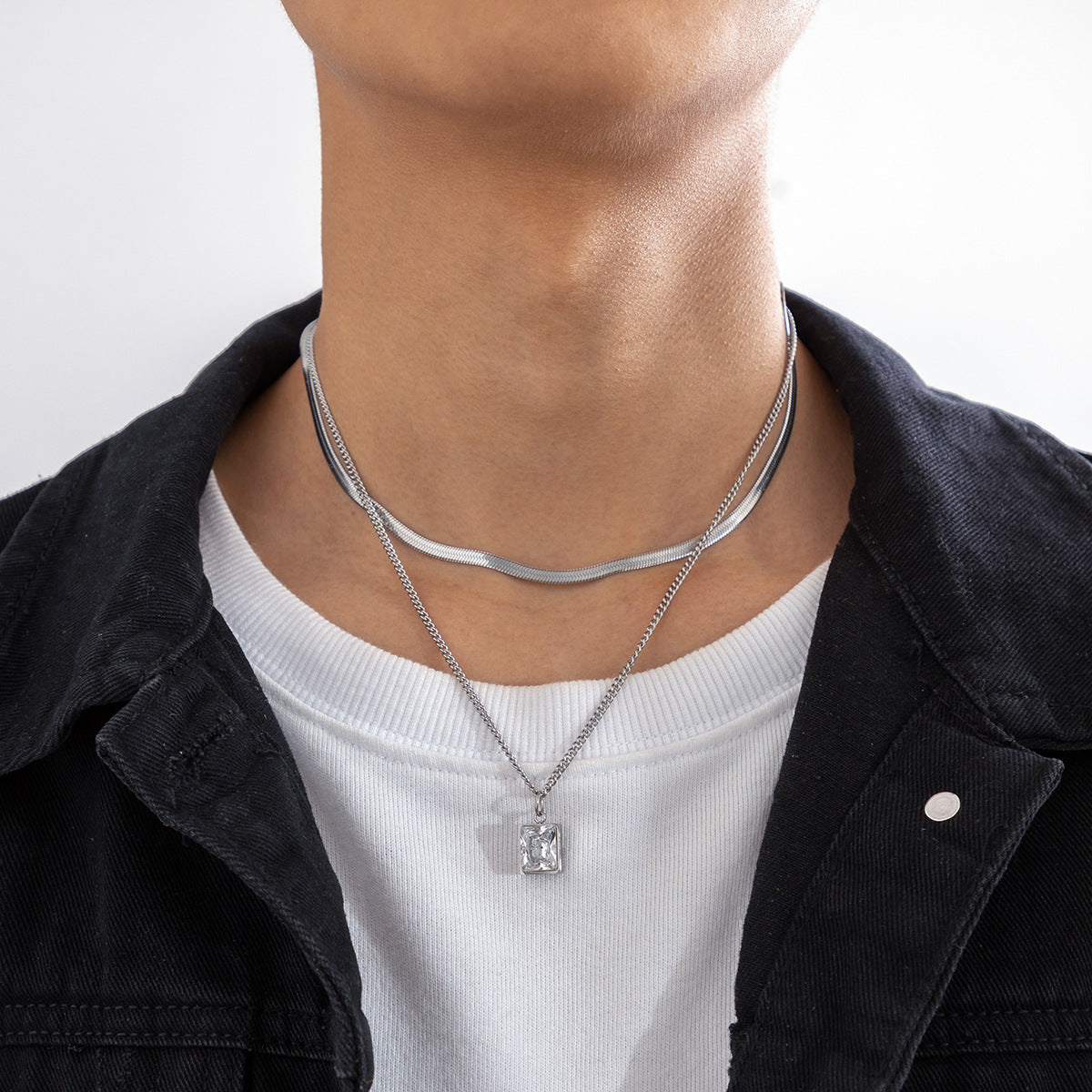 Simple fashion with square diamond snake bone chain design light luxury wind necklace