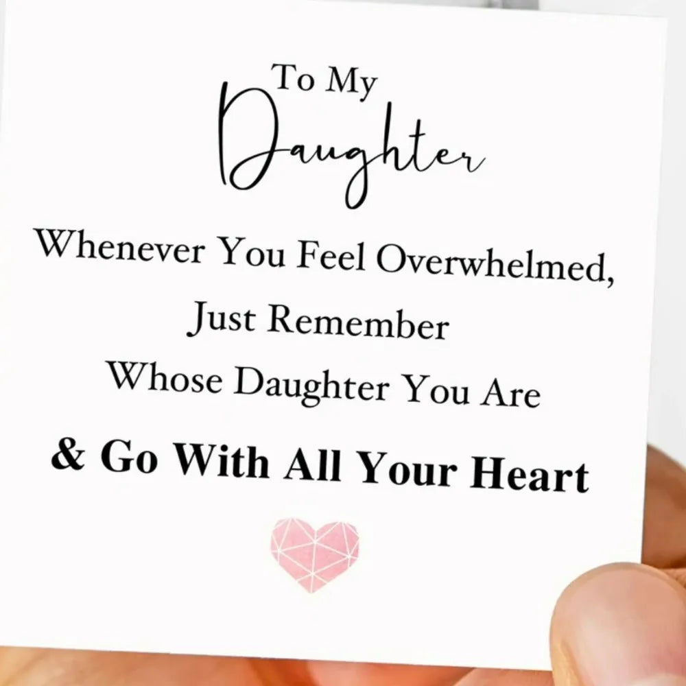 Motivational card for daughter with text and heart symbol