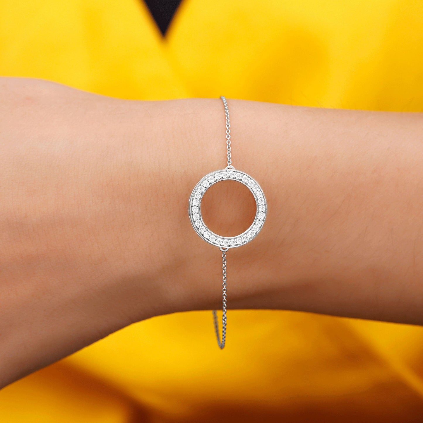 Certified Lab Grown Diamond Circle Bracelet for Women