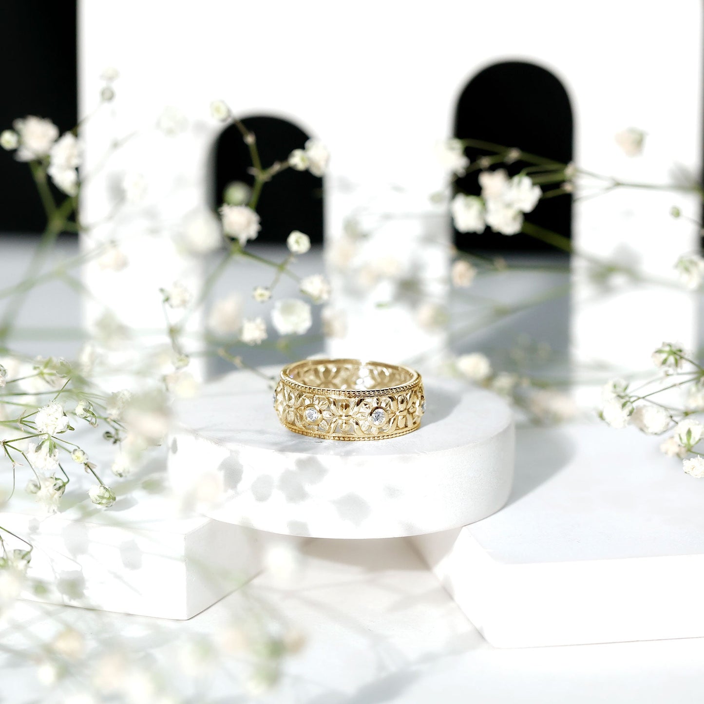 Flower Inspired Zircon Filigree Wedding Band