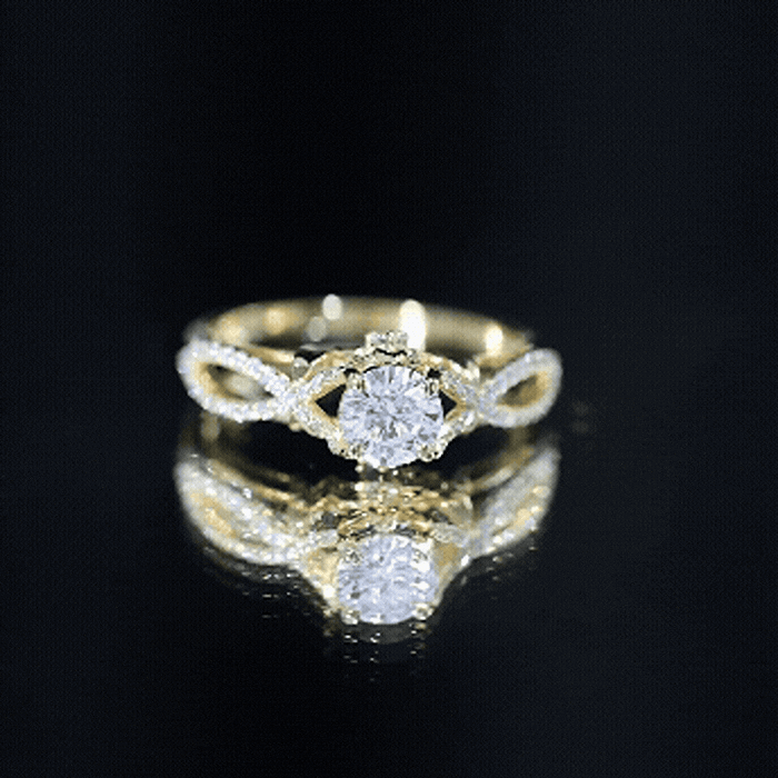 Certified 6 MM Lab Grown Diamond Crossover Engagement Ring