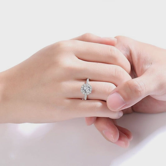 Video for Light luxury S925 sterling silver moissanite sunflower ring